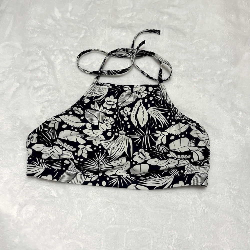 UNIQLO Swim top